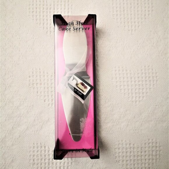 High Heel Cake Server - Picture 1 of 3